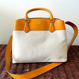 Gorgeous Tory Burch Handbag